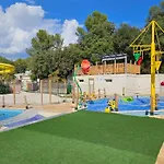 مكان تخييم Mobil Confortable Avec Terrasse A - Api-1-52-1092 *