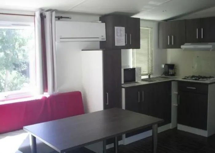 Mobil Confortable Avec Terrasse A - Api-1-52-1092 Κάμπινγκ