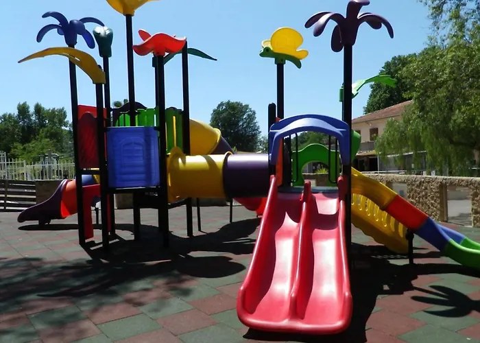 Mobil Confortable Avec Terrasse A - Api-1-52-1092 * Ιέρ